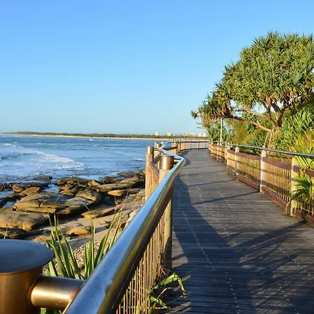Pandanus Shores Kings Beach Caloundra Exterior photo